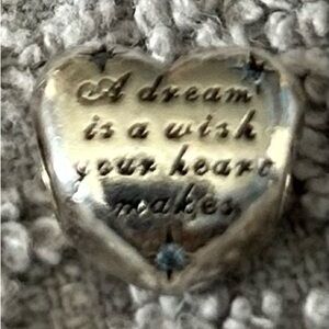 Pandora Disney A Dream is a wish your heart makes